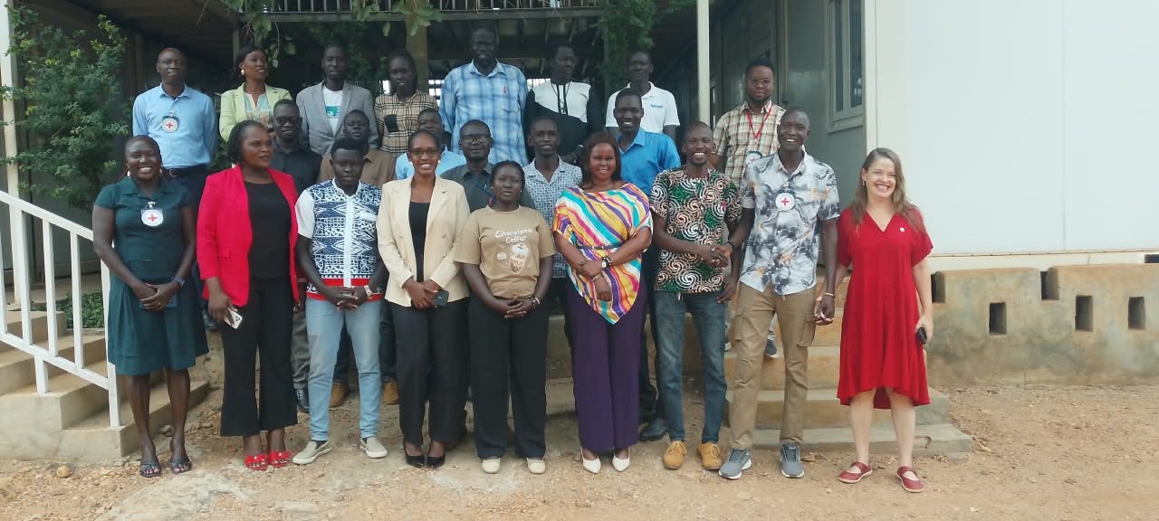 Journalists and ICRC staff posed for group photo after workshop on Wednesday in Juba (Photo by Jenifer James)