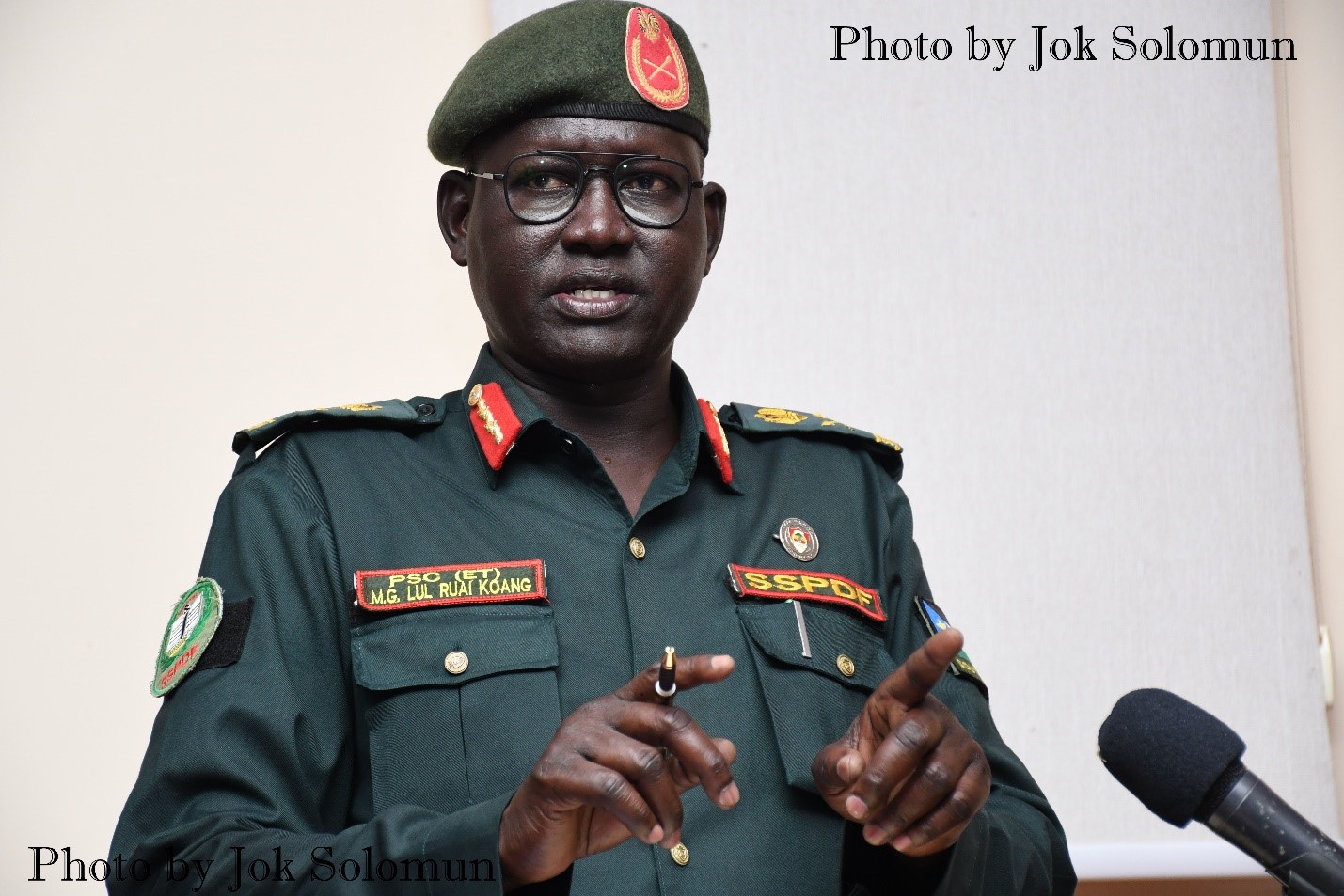 Maj. Gen. Lul Ruai Koang, SSPDF spokesperson, briefed the press about the general security situation in South Sudan today in SSPDF military headquarters in Bilpam, Juba. Photo by Jok Solomun.
